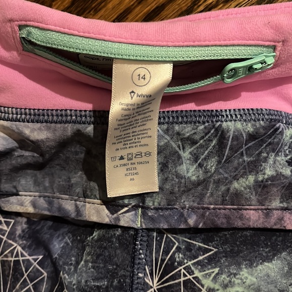 Ivivva speedy shorts - Picture 3 of 5